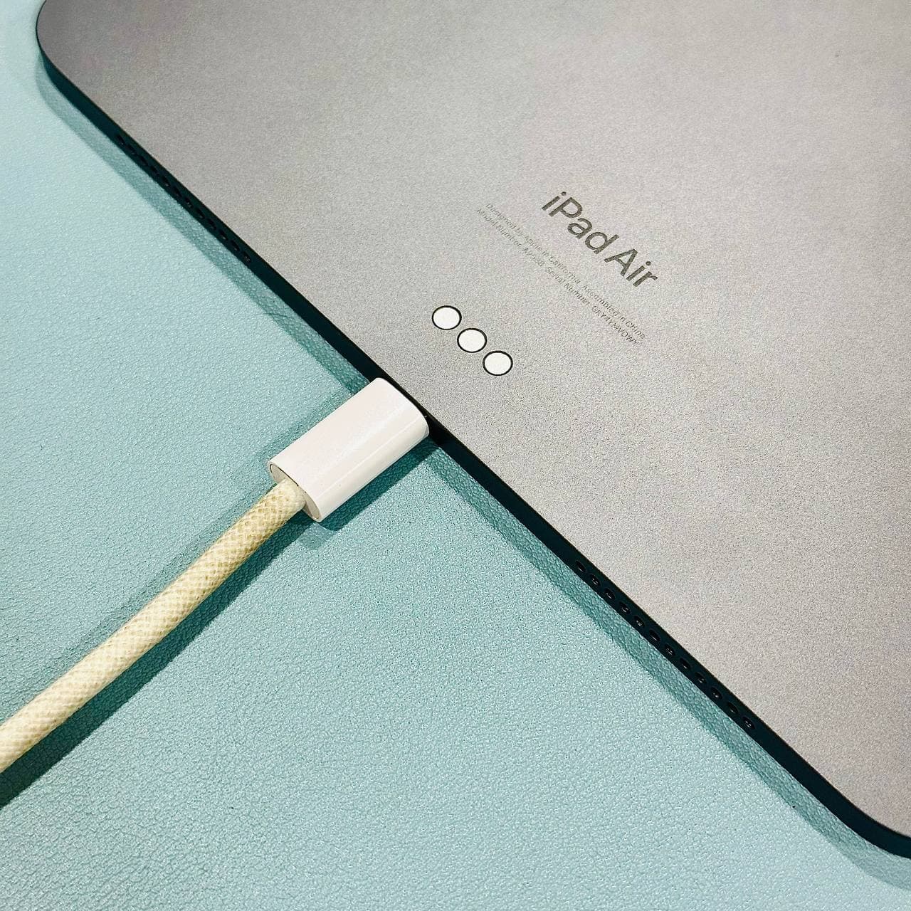 Cách Sạc Pin iPad Mới Mua Đúng Cách Giúp Kéo Dài Tuổi Thọ Pin !